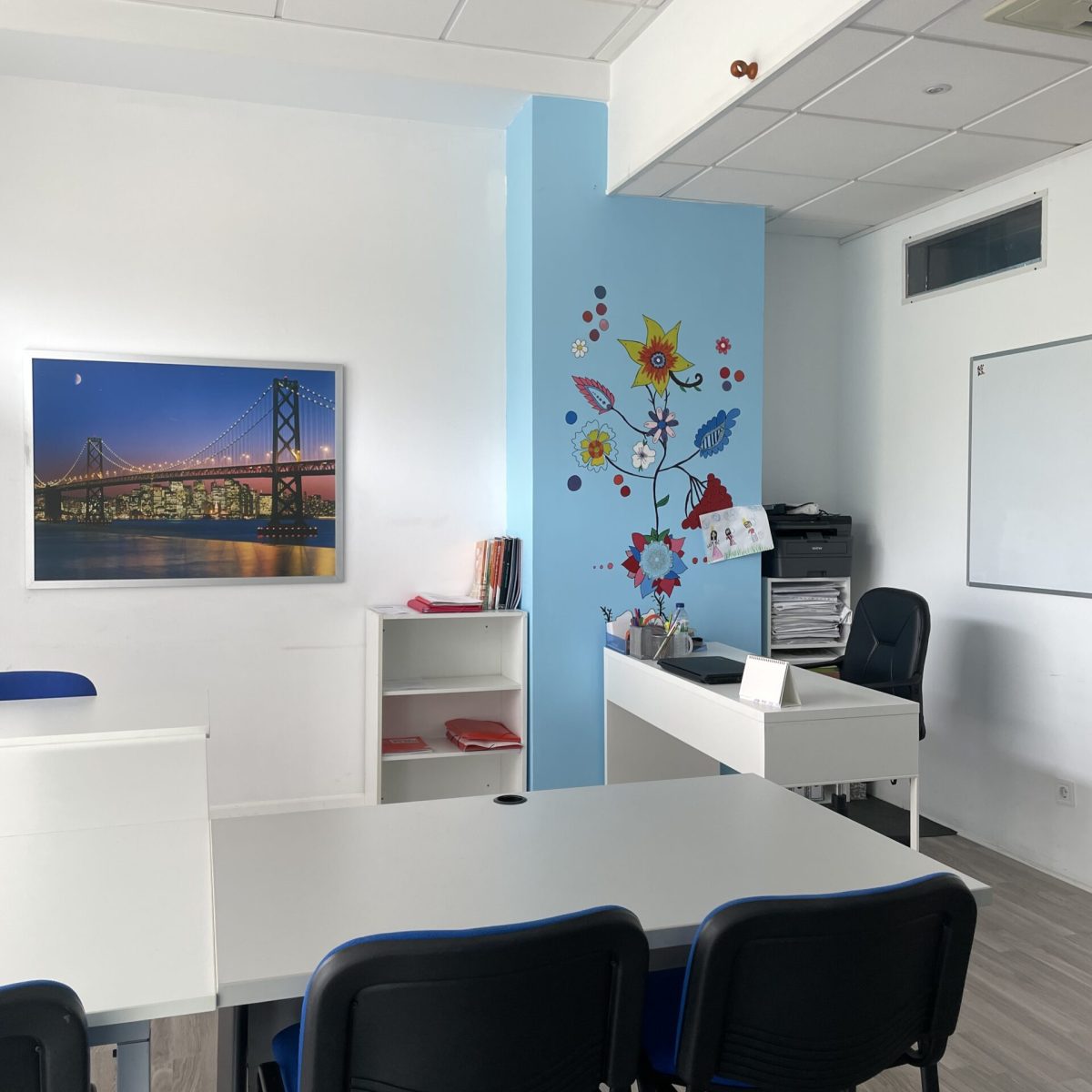 Academia Reference aula principal de inglés y euskera